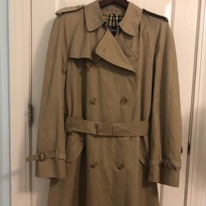 Vintage Burberry Men's Belted Trench Coat